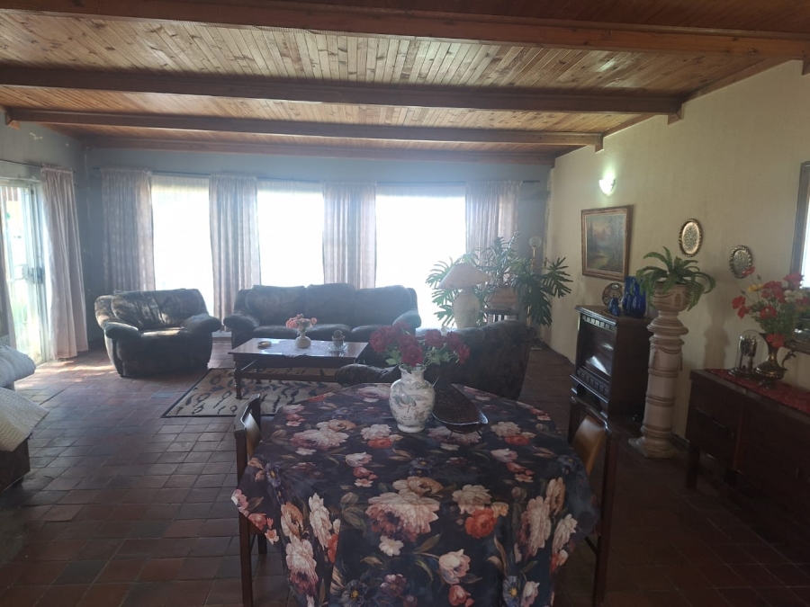 4 Bedroom Property for Sale in Roodewal Free State